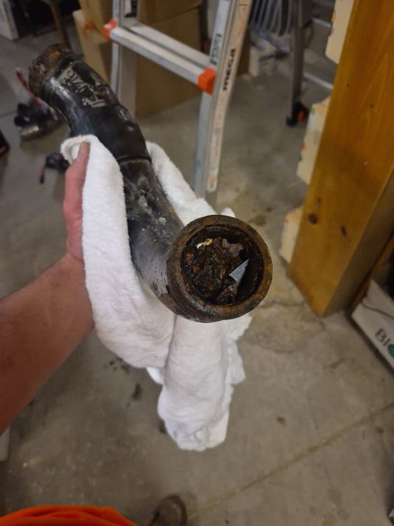Gallery photos for Resolving a Clogged Drain Line with Expert Pipe Repair: Image #1